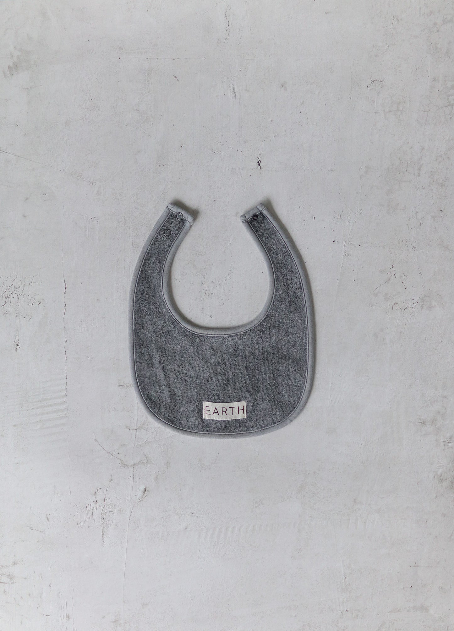 Organic bib_Charcoal