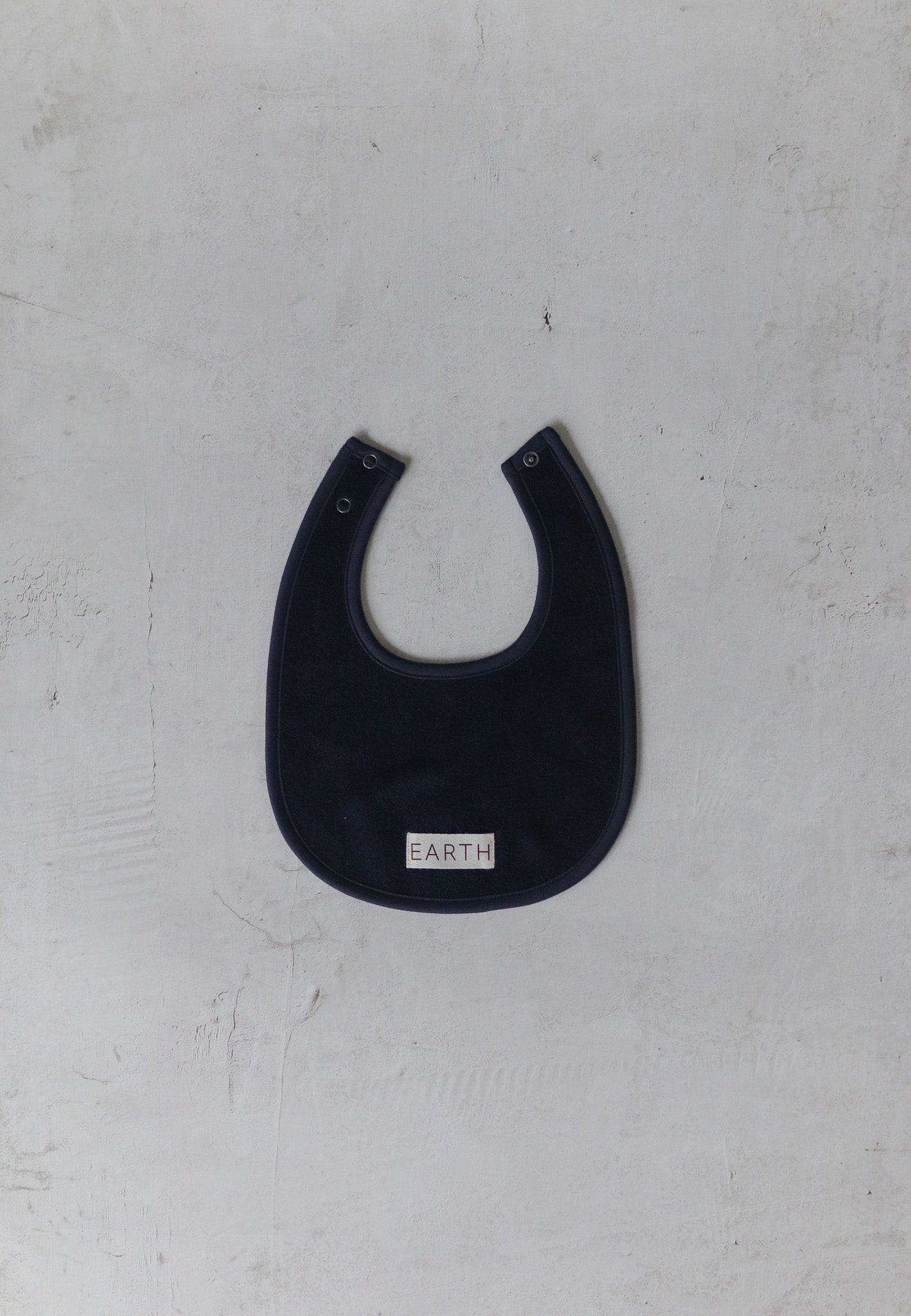 Organic bib_Deep navy