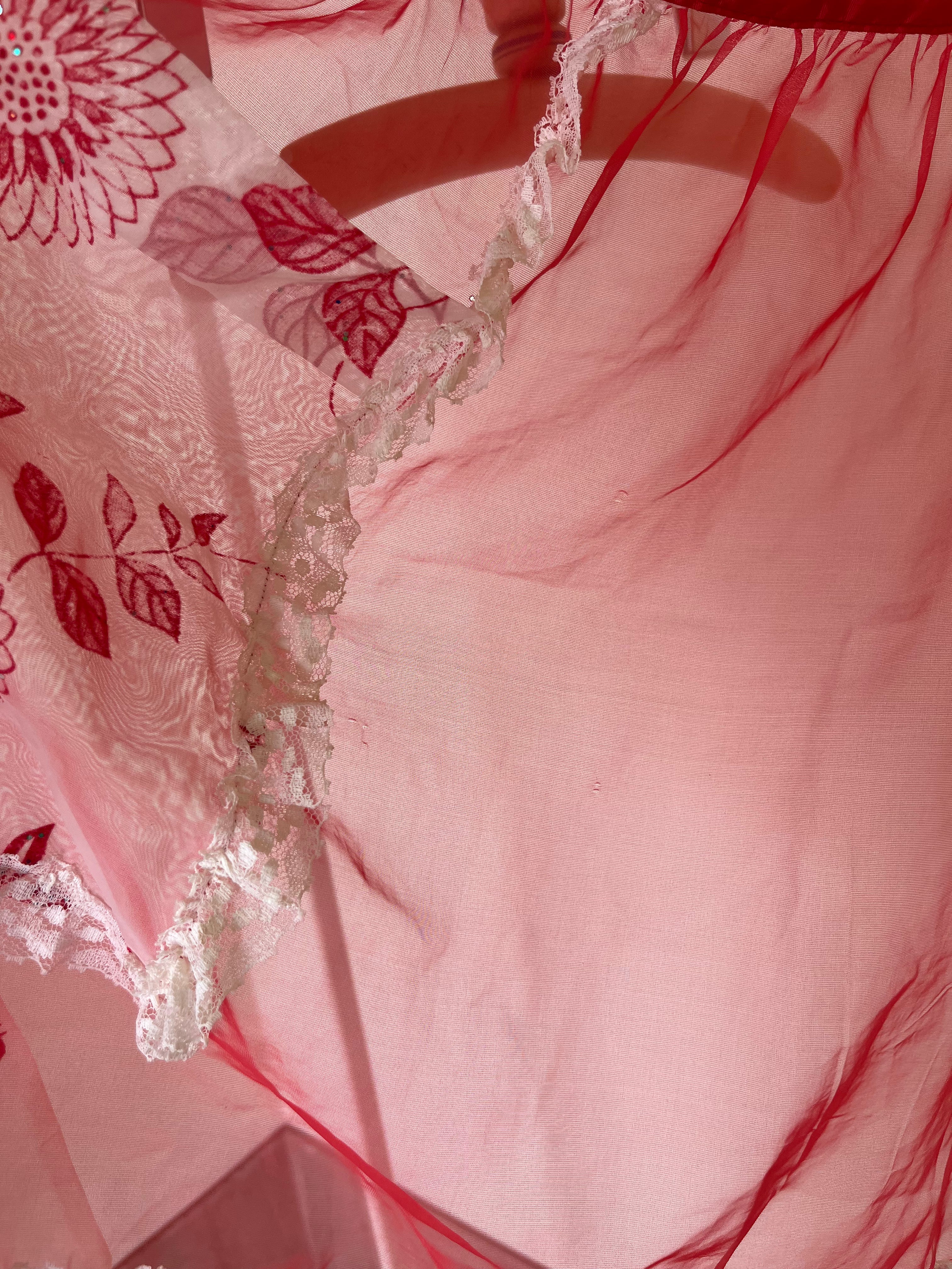 VTG apron_Red Lace/Flower