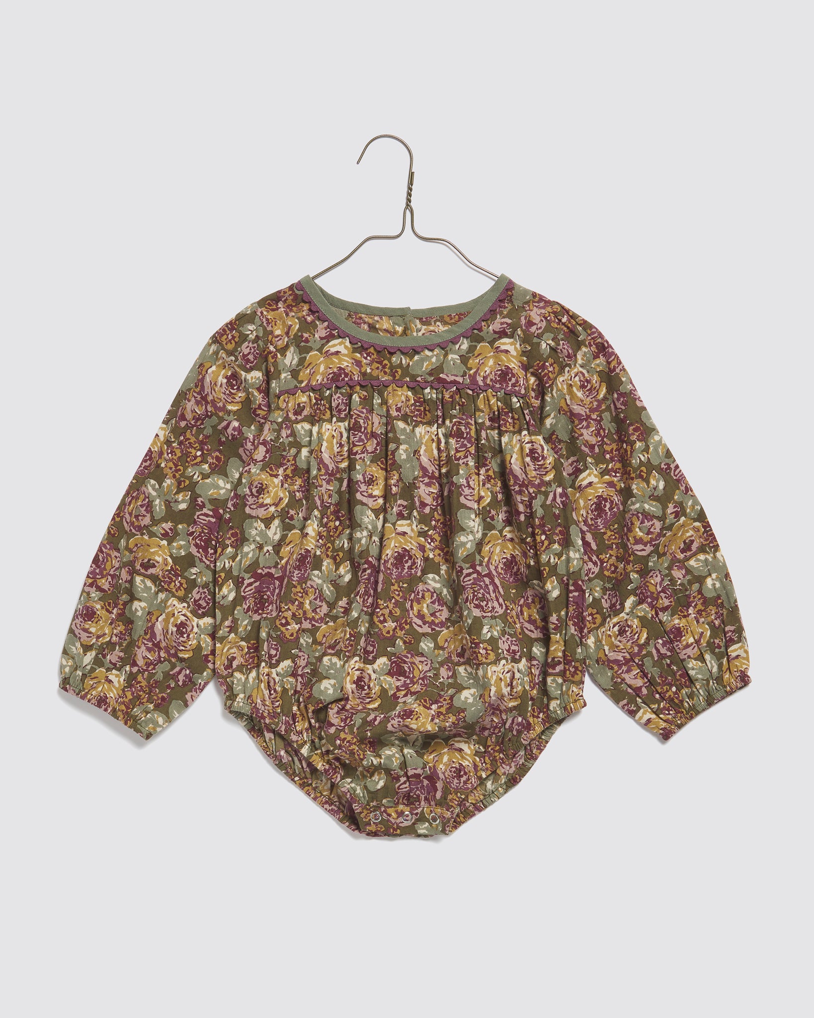 Lily Romper Wallpaper Floral
