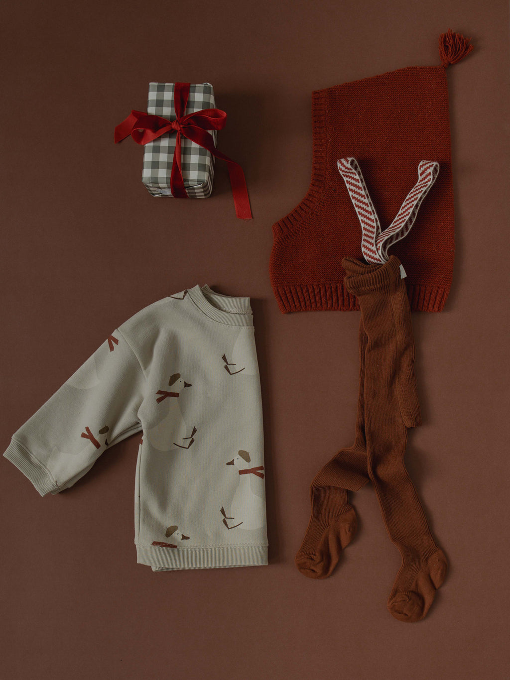 SILLY Silas｜ Footed_Cinnamon Christmas Patterned
